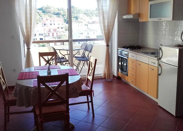 Molo Mare * Hvar Town